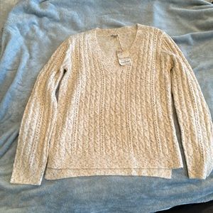 Hem and Thread Women’s NWT Sweater, Size M